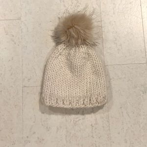Knit beanie with pom pom